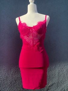 Becky lace dress