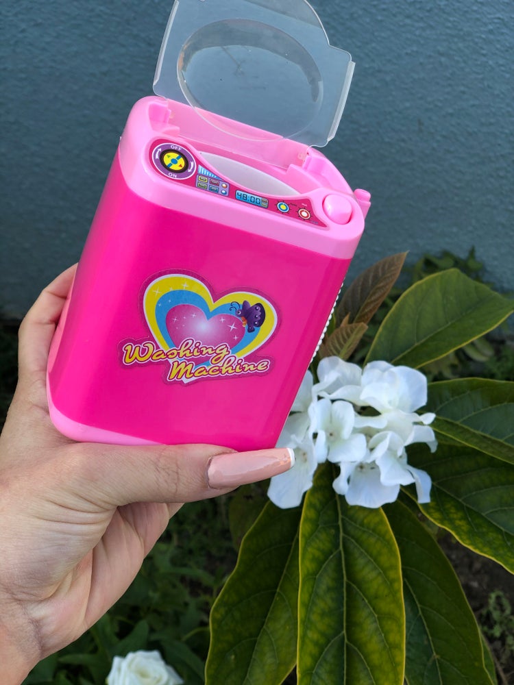Mini lash washing machine