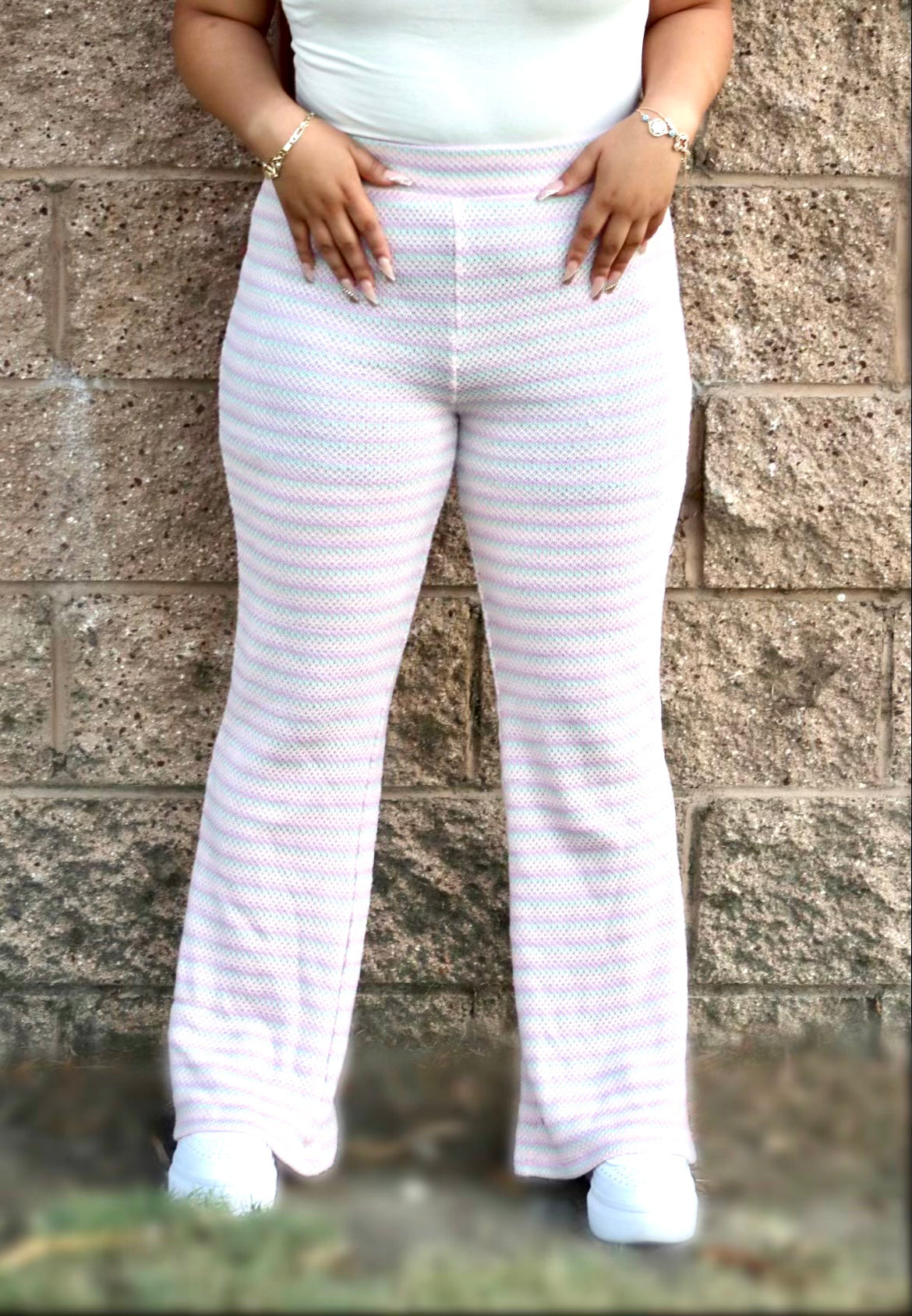 Yara crotchet pants